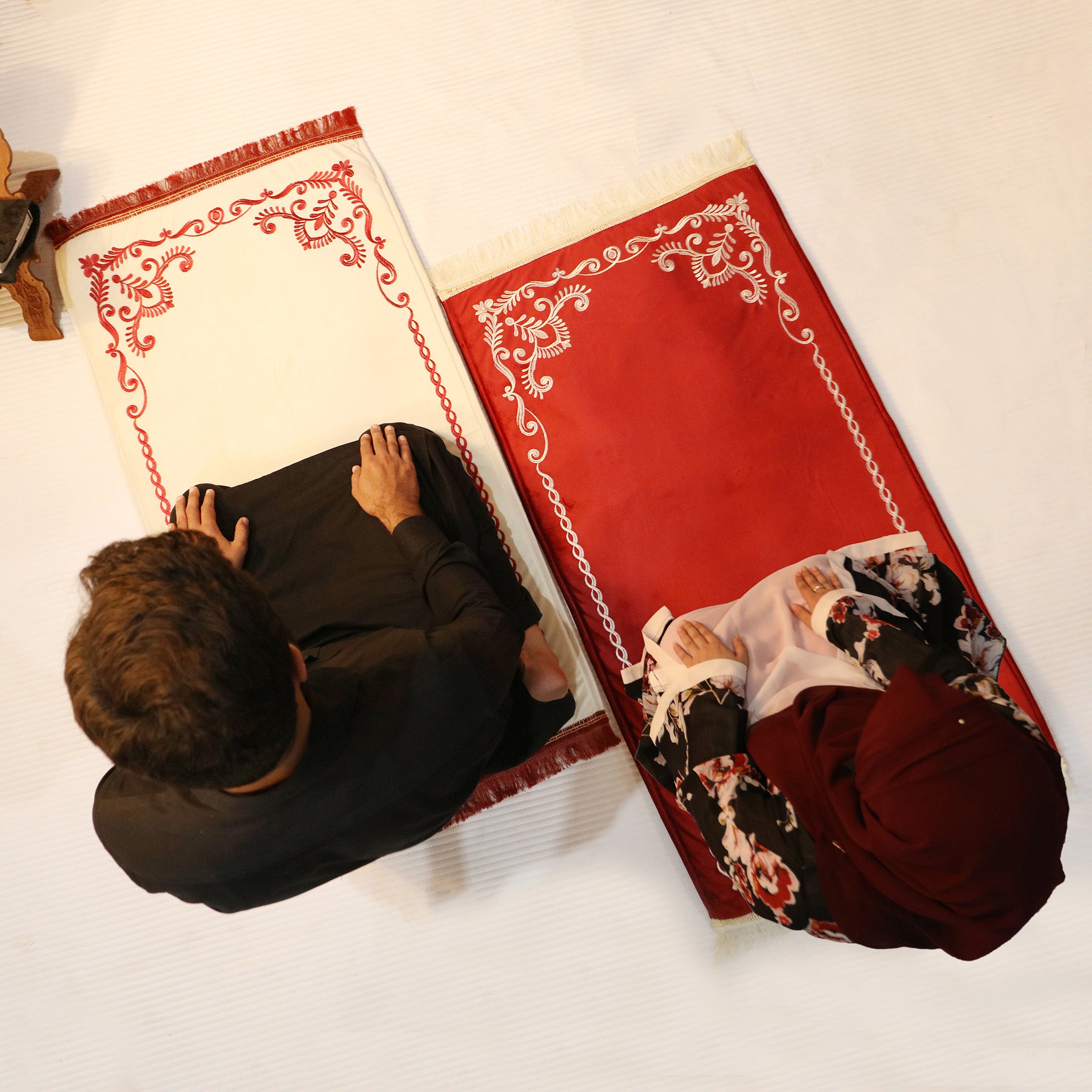 RAH-E-JANNAH Embroidered Couple Prayermats