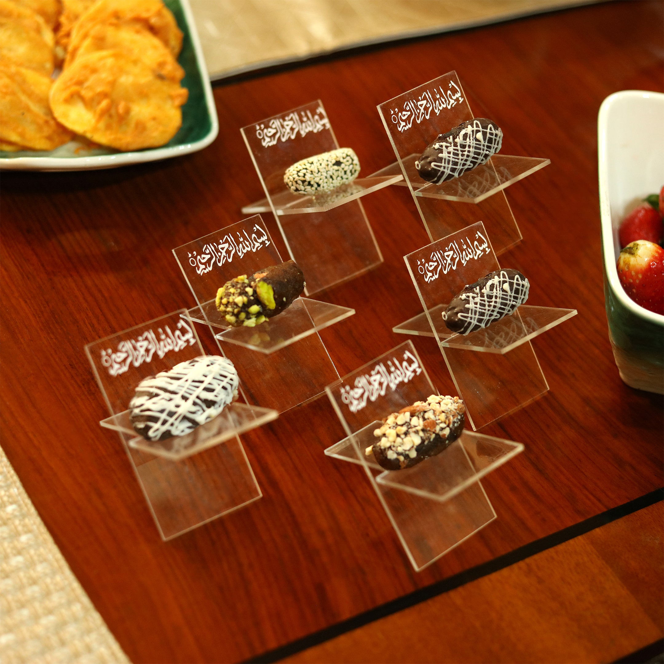 Adjustable Acrylic Date Holders