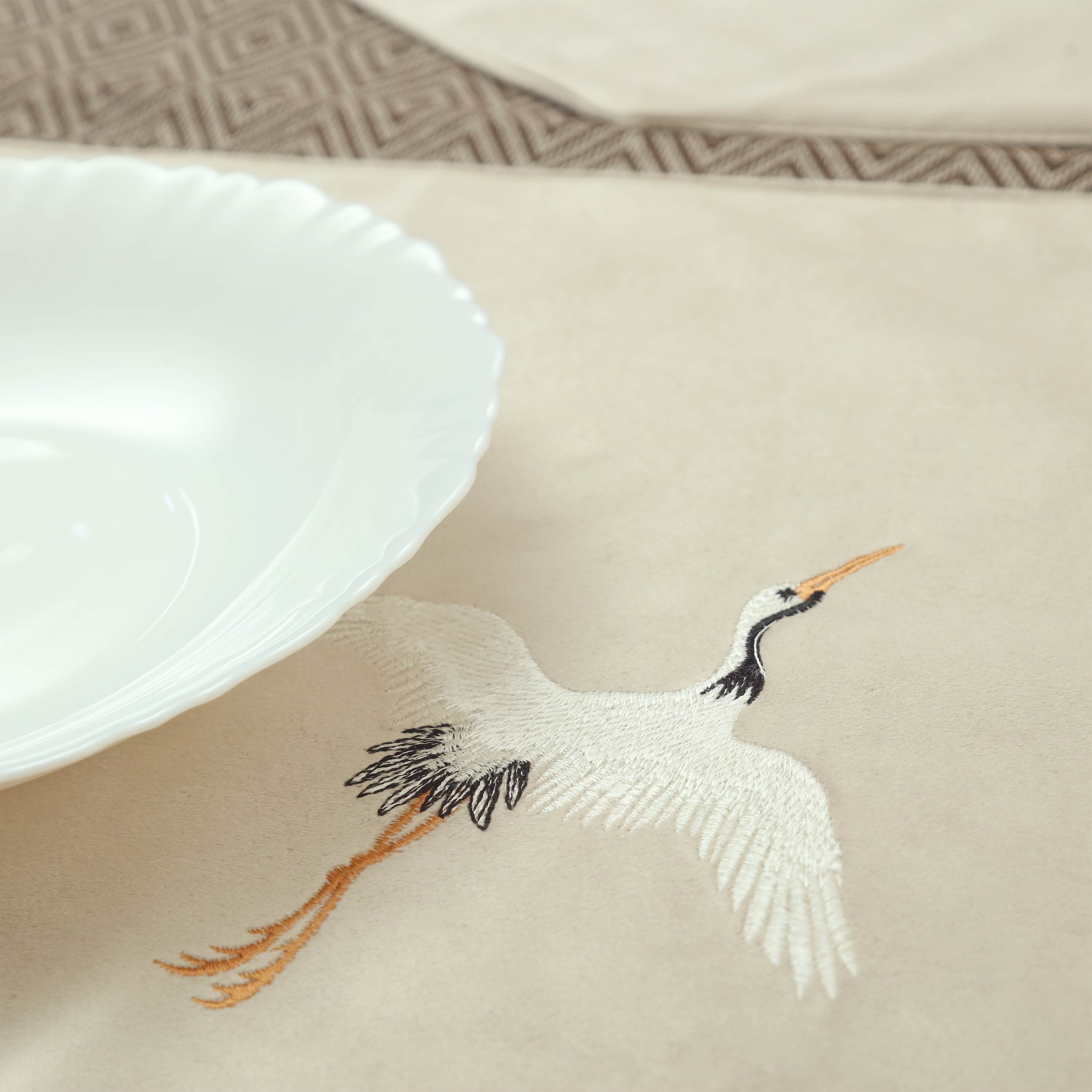 Whooping Crane - Dining Table Set